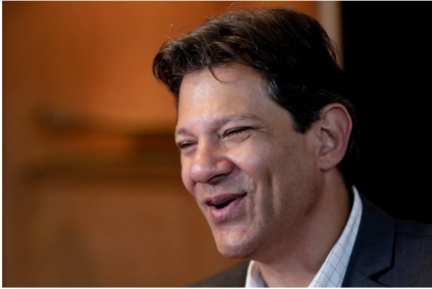 Haddad debocha de Bolsonaro: 'É bundão que chama quem foge de debate?'