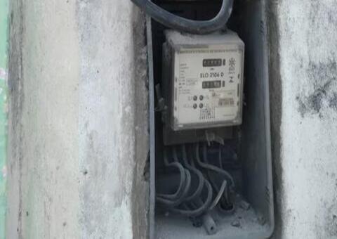 Dono de peixaria em Manaus tenta fugir da prisão após furto de energia