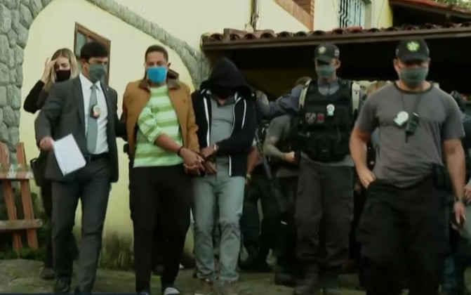 Presos, filhos de Flordelis se recusam a depor e passam mal na cadeia