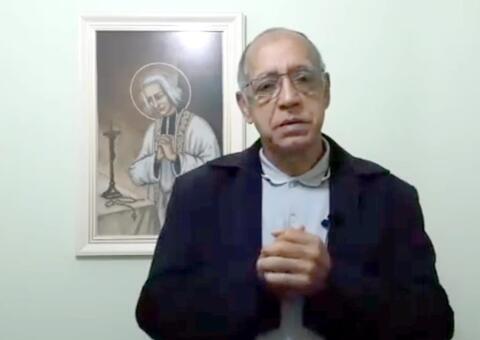 Vídeo: padre deseja morte de fiéis que não vão às missas por medo da Covid