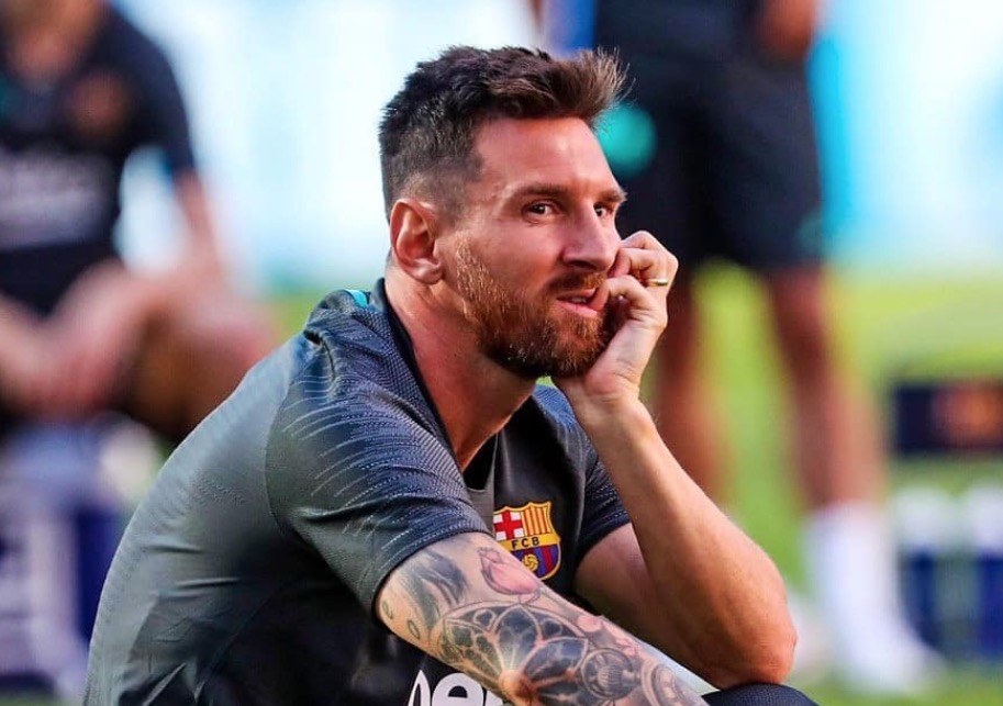 Messi avisa o Barcelona que quer deixar o clube, dizem jornais