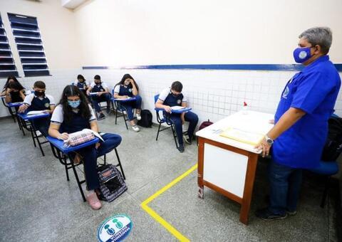 Em uma semana, dobra o número de professores infectados por Covid-19
