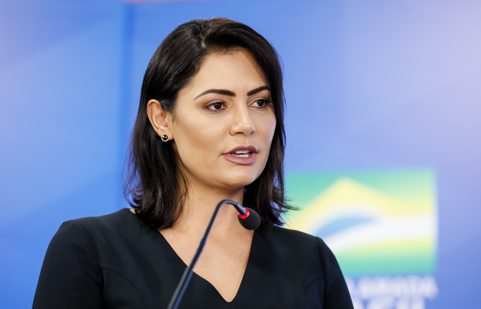 Grupo Anonymous vaza supostos dados de Michelle Bolsonaro