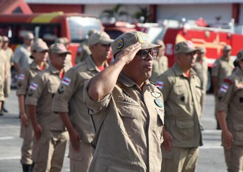 Bombeiros são autorizados a andar armados no Amazonas 