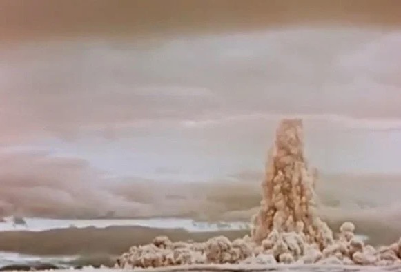 Vídeo: Rússia divulga imagens da maior explosão nuclear de todos os tempos