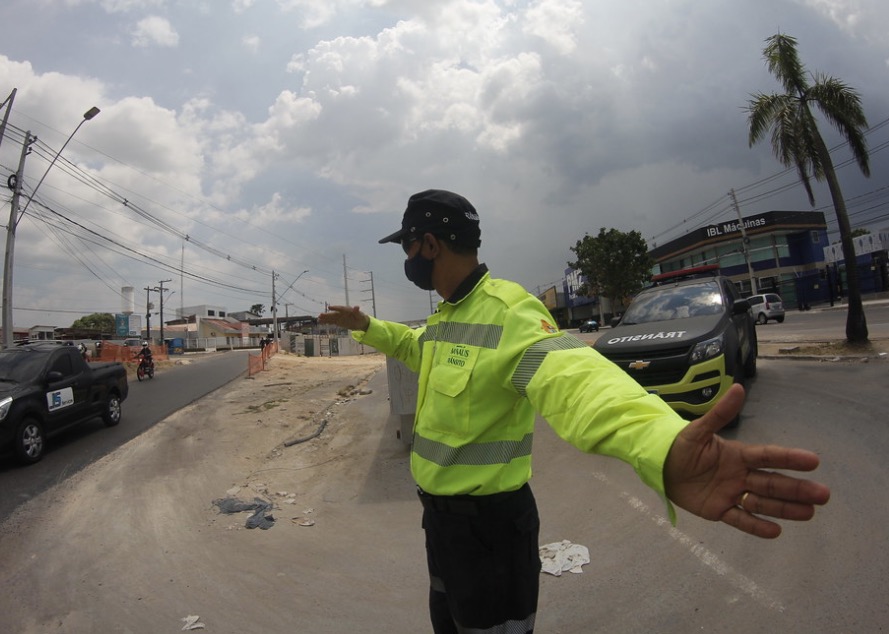 Trecho da avenida Max Teixeira será interrompido na noite desta quinta