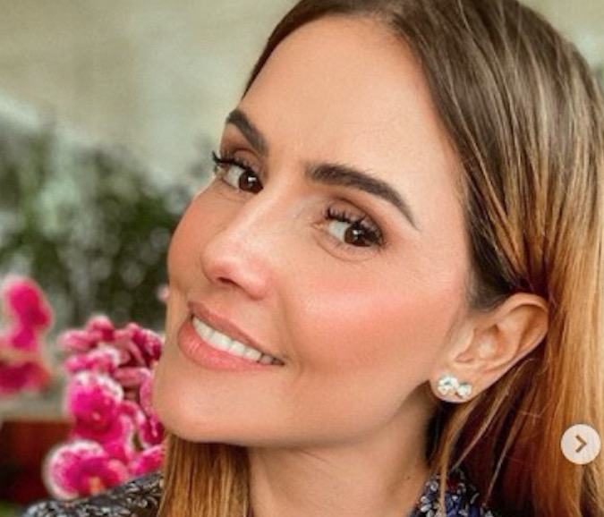Deborah Secco conta que foi agredida quando fez 'Laços de Família'