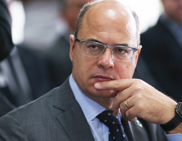 STJ afasta governador do Rio Wilson Witzel