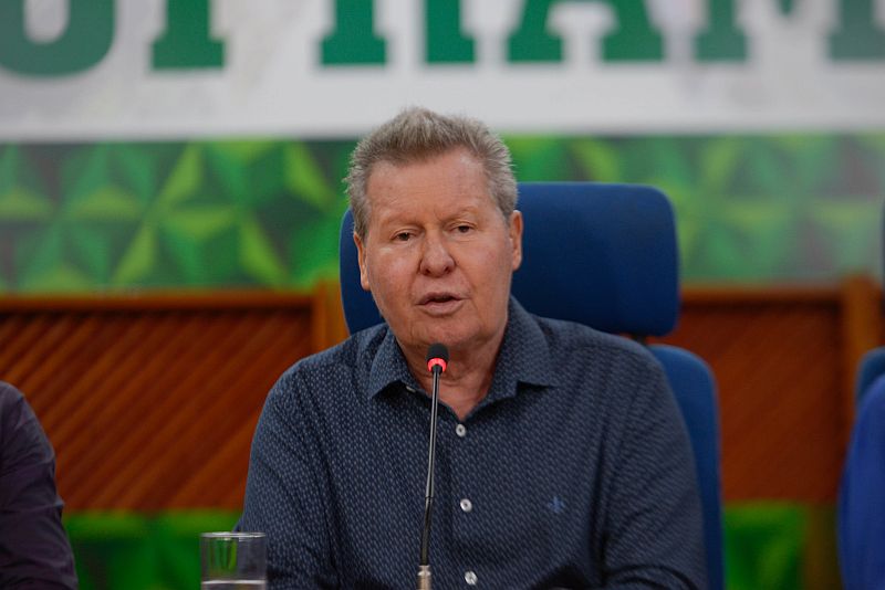 Prefeitura retoma obras de recuperação das vias do Distrito Industrial 1