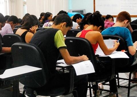 MEC vai oferecer 140 mil vagas remanescentes do Prouni e Fies