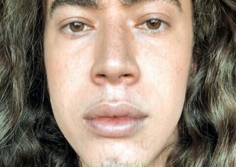 Whindersson Nunes surge nu para divulgar novas músicas e agita web