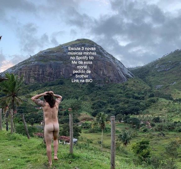 Whindersson Nunes surge nu para divulgar novas músicas e agita web