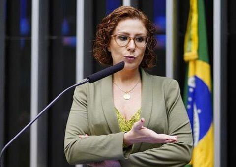 Hospital afirma que deputada Carla Zambelli não pegou Covid-19