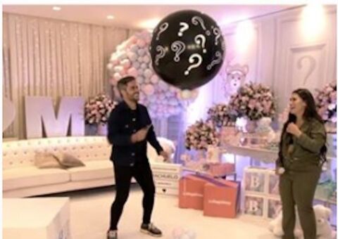 Simone revela sexo do bebê em live; Veja reação