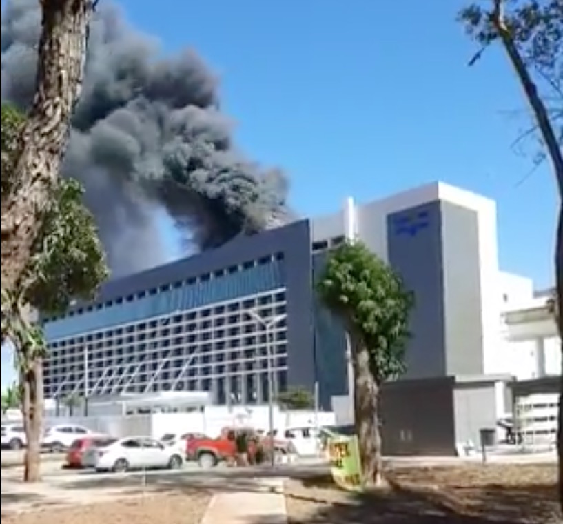 Pacientes são retirados às pressas de hospital em chamas em DF