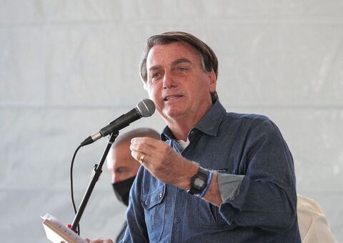 Bolsonaro: auxílio é “pouco para quem recebe e muito para quem paga”