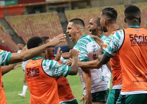 Manaus FC supera o Paysandu e entra no G4 na 1ª vitória na série C