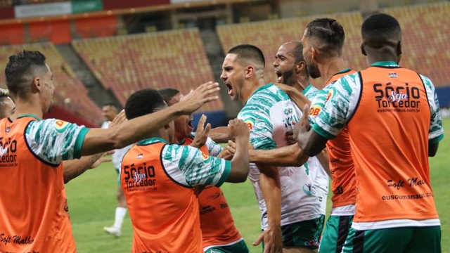 Manaus FC supera o Paysandu e entra no G4 na 1ª vitória na série C