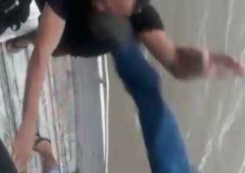 Vereador leva ‘voadora’ durante discussão no Amazonas; Veja vídeo