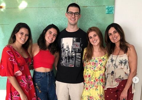 Fátima Bernardes se despede do filho que foi morar fora do Brasil