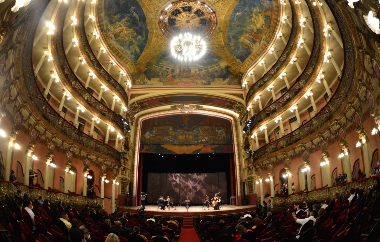 Teatro Amazonas volta a receber público em eventos gratuitos em setembro