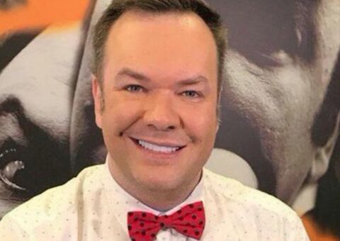 Felipeh Campos revela que ficou com peão dentro de banheiro em 'A Fazenda'