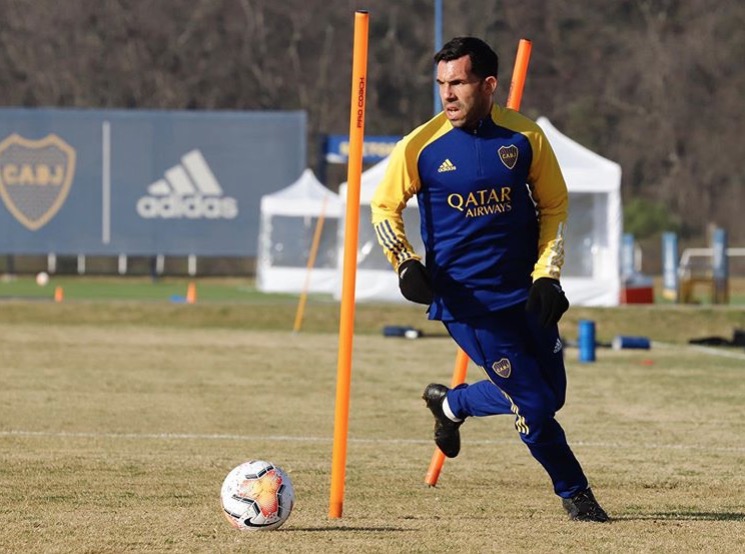 Boca Juniors suspende treinos por 72 horas após surto de Covid-19 no elenco