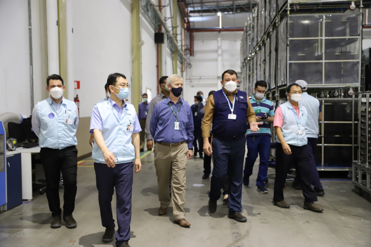 Aquecimento da economia amplia produção de televisores e smartphones na ZFM