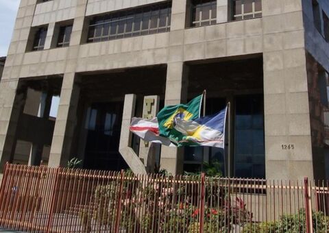 Gerente obtém acordo para receber R$ 88 mil de indenização em Manaus