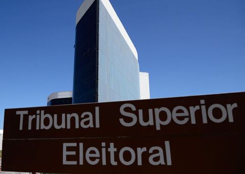 TSE decide que adiamento de eleições libera candidatura de ficha-suja