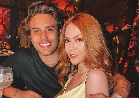 Surfista gato é pivô de crise no casamento de Sarah Poncio e Jonathan Couto