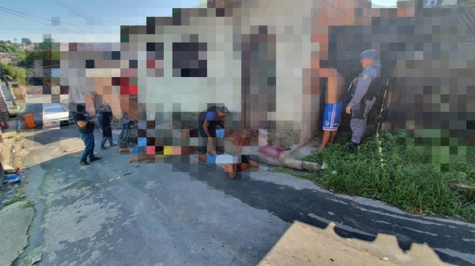 Quatro são presos por vender drogas em bairros da Zona Leste de Manaus 