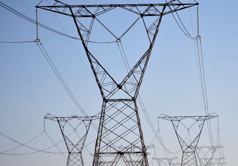 Governo federal destina recursos para redução da tarifa de luz no Amazonas