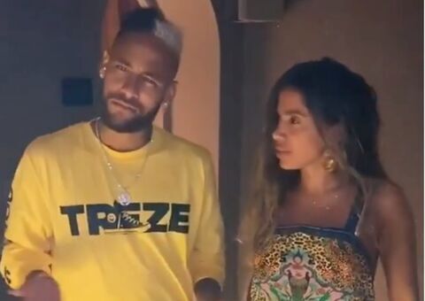 Anitta faz teste para Covid-19 após encontro com Neymar em Ibiza
