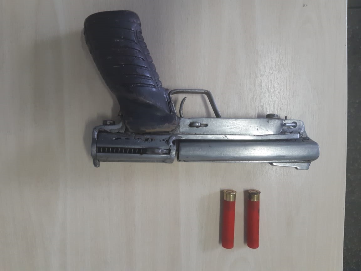 Bandido tenta roubar motorista de App e leva surra de populares em Manaus