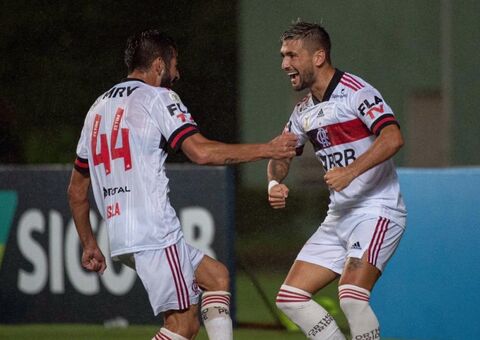 Flamengo derrota Bahia por 5 a 3 em Salvador