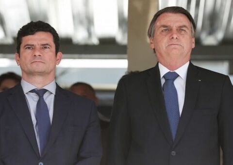 Mensagem rastreada mostra pressão de Bolsonaro para que Moro se demitisse