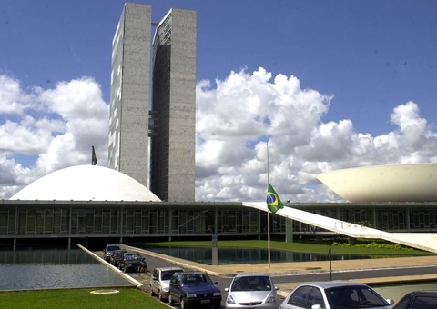 Governo propõe 2 anos de experiência para efetivação de concursado