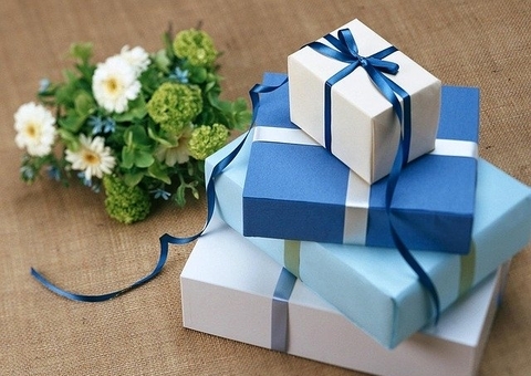 Presentes de noivos são roubados durante festa de casamento