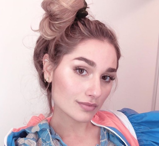 Sasha Meneghel esclarece sobre ter nascido sem c* 