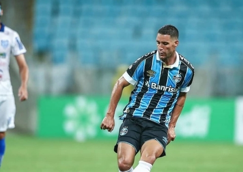 Grêmio rescinde contrato com Thiago Neves