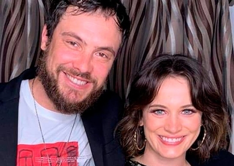 Sérgio Guizé faz pintura de Bianca Bin e intriga web: 'Adriana Birolli?'