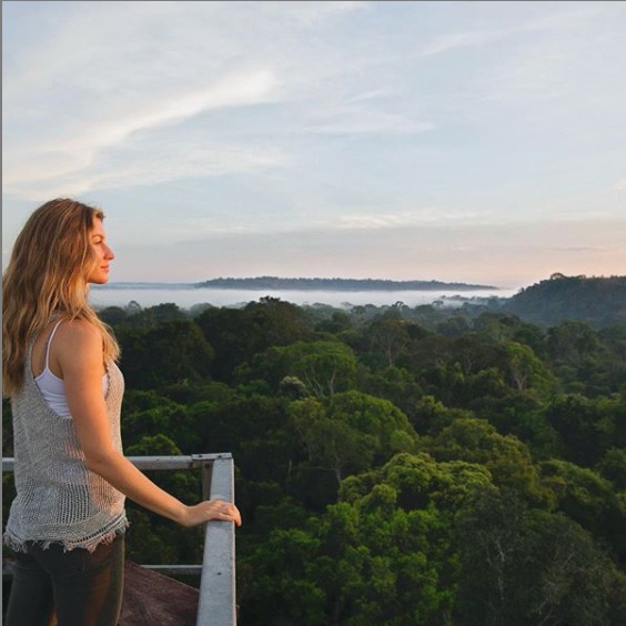 Gisele Bündchen posta vídeo em Manaus e comemora o 'dia da Amazônia'