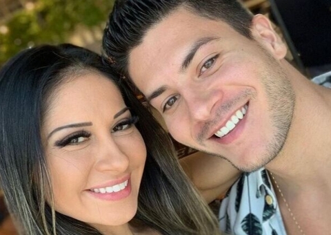 Arthur Aguiar parabeniza Mayra Cardi e se declara: 'amo você'