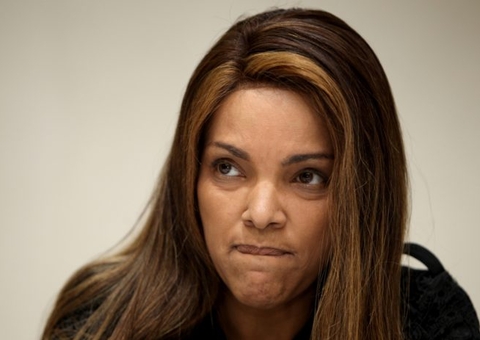 Testemunha diz que Flordelis mandou jogar bomba em sua casa