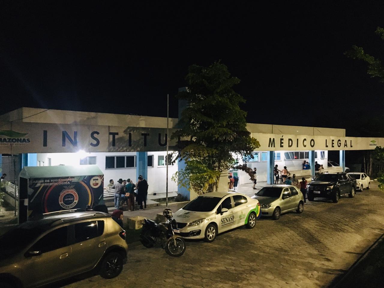 Adolescente é cercado por grupo e executado com tiros na cabeça em Manaus