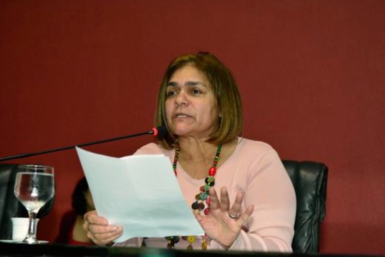 Greve em A Crítica: Carta aberta à sociedade