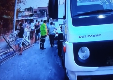 Trecho de avenida é interditada após acidente com morte de idoso em Manaus