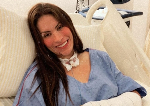 Médica picada por cobra jararaca em cachoeira deixa UTI 