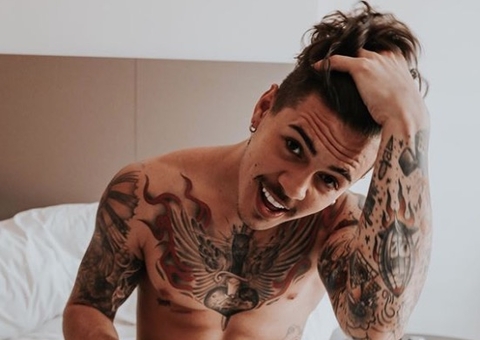 Biel pode ser eliminado de 'A Fazenda 12' após entrevista para Leo Dias 